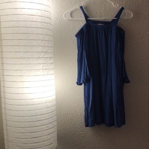Blue off the shoulders dress!